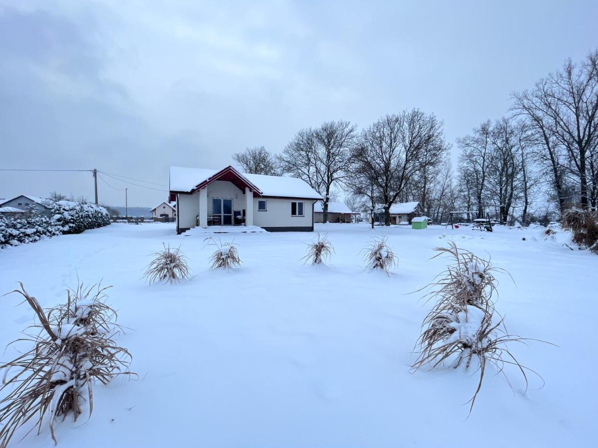 Holiday home Wygodny Dom Na Ponidziu Z Basenem *