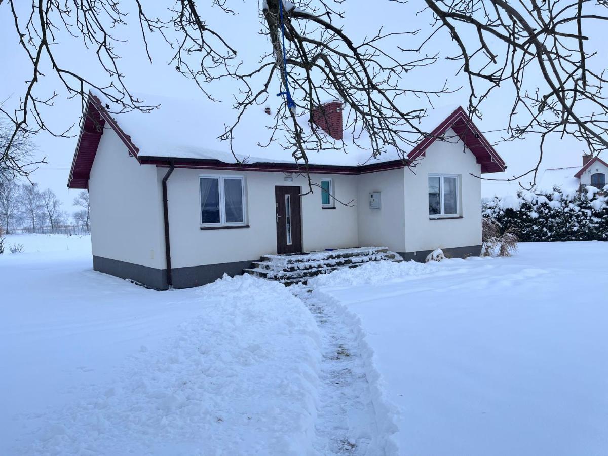 Wygodny Dom Na Ponidziu Z Basenem Holiday home *