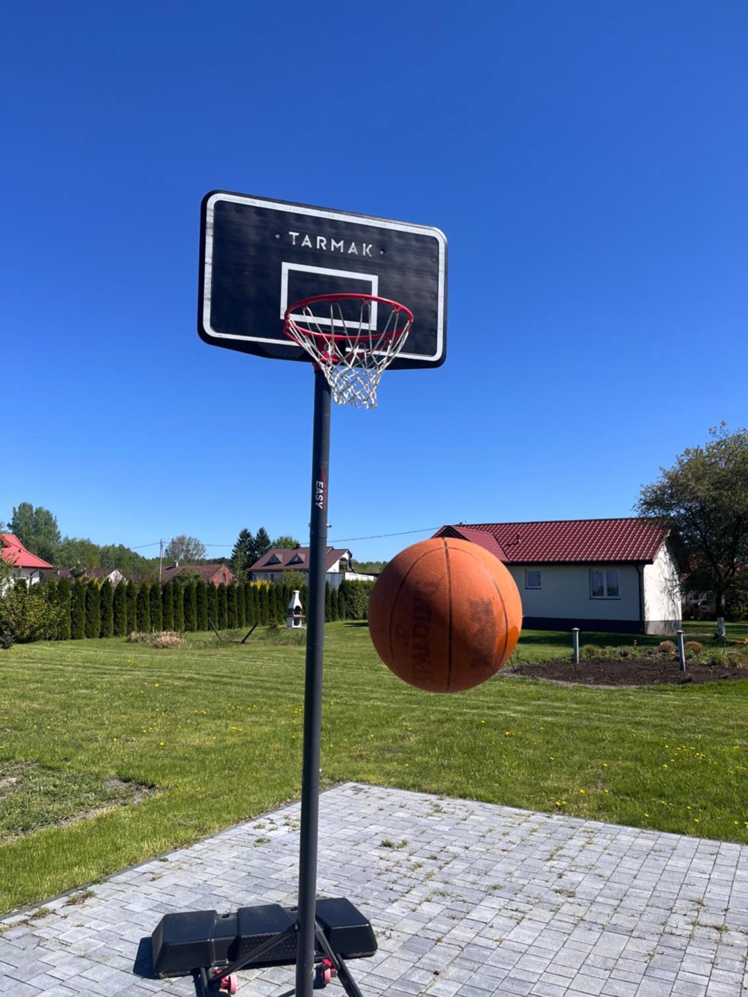 Wygodny Dom Na Ponidziu Z Basenem